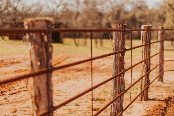 Seven Peaks Fence And Barn