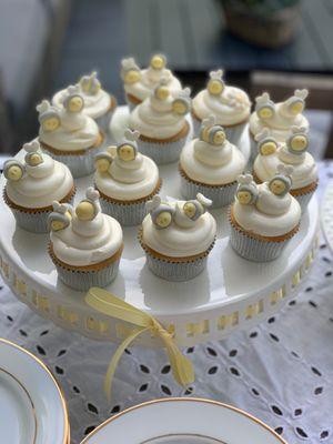 Bee cupcakes