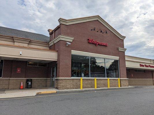 Walgreens in River Vale NJ