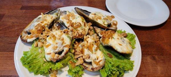 Grilled mussels