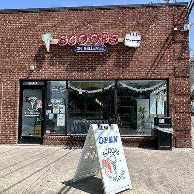 Front entrance to restaurant