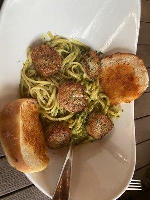 Scallop Pesto linguine