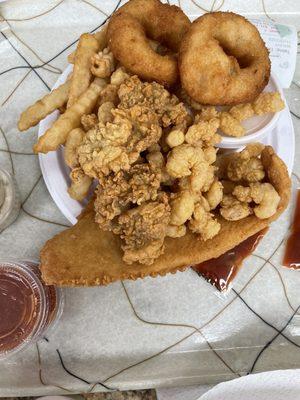 Shrimp, flounder and oysters platter