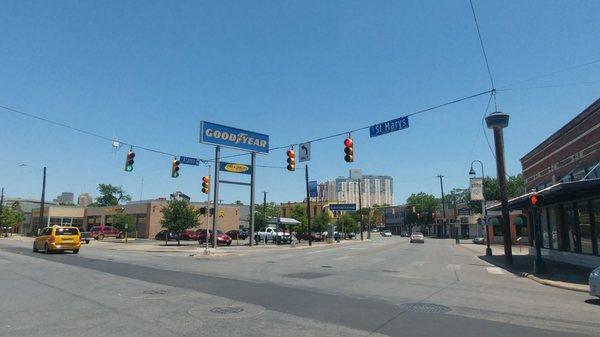 The heart of Southtown. S. Alamo & S. St. Marys