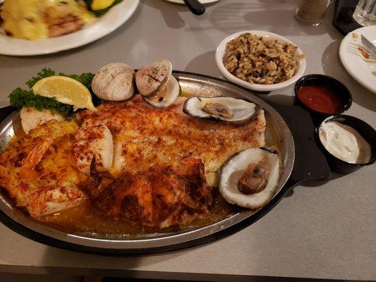 Broiled seafood platter