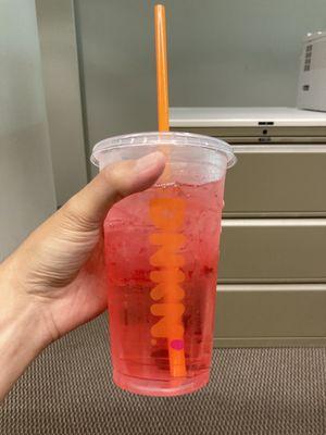 Strawberry Dragonfruit Refresher