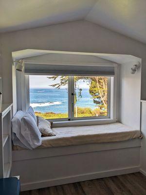 Cozy, ocean view reading nook.