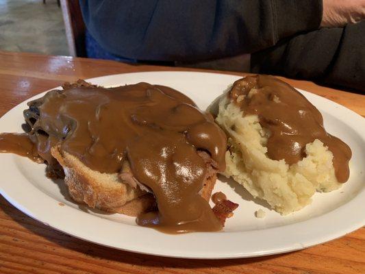 Open face sandwich with mashed potatoes