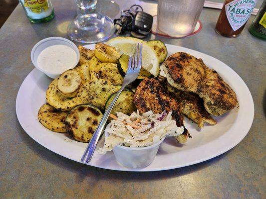 Grilled chicken and grilled vegetables