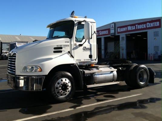 2 & 3 Axle Tractors
 (Semi Truck)