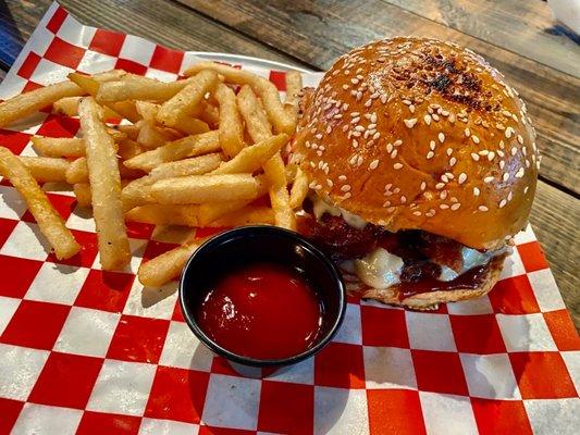 Smokehouse burger