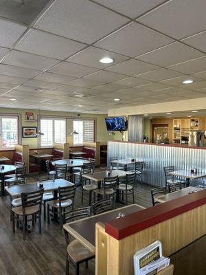 Clean dining area.  Beer on tap.