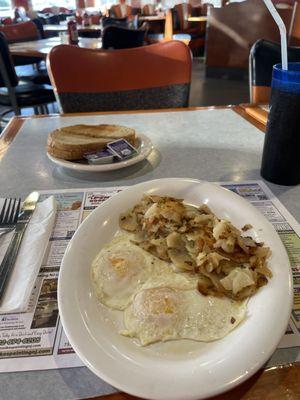 Time to eat my wonderful and delicious breakfast at the Crystal Diner