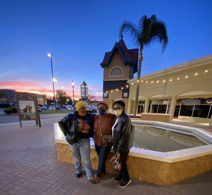 Chillin' with the fam at the Tulare Outlet mall 02/15/2021