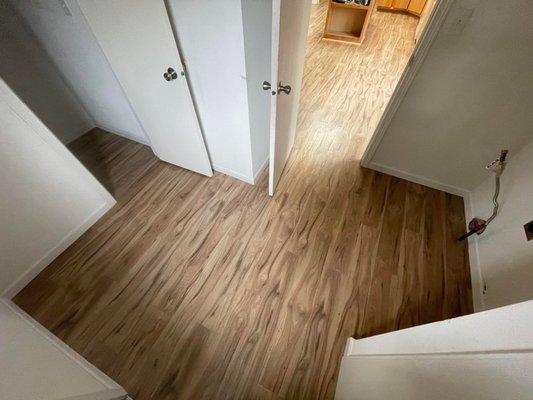 Laminate installation.