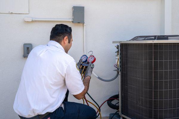 Service Champions is the air conditioning company that can expertly maintain ANY air conditioning system.