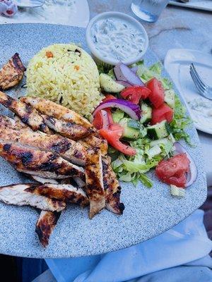 Greek salad with grilled chicken and rice