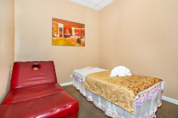 Combo Room ~ for our Asian Fusion Style (Foot Massage and Full Body combo)