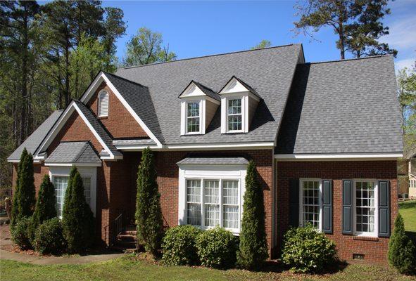 Roof replacement in Fuquay-Varina, NC featuring CertainTeed Landmark in Pewter