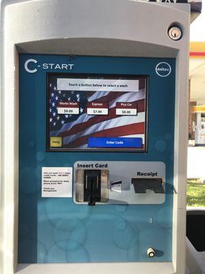 Broke ass machine doesn't take credit or atm cards. Help doesn't work