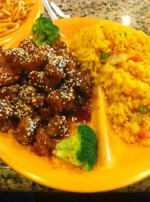 Sesame chicken w/ fried rice