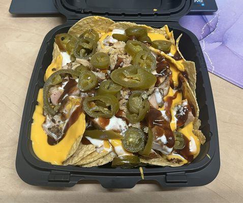 Loaded Nachos with Chicken and Jalapeños