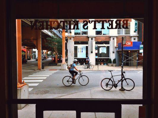 Such a great place to stop in and get some quick breakfast.