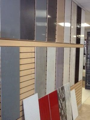 Newest Contemporaty Long Profile Porcelain and Ceramic Tiles