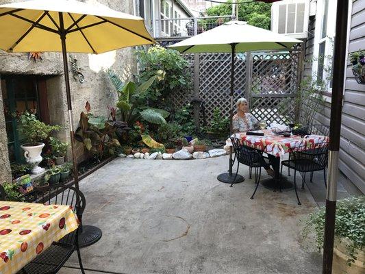 Courtyard at El Jardin