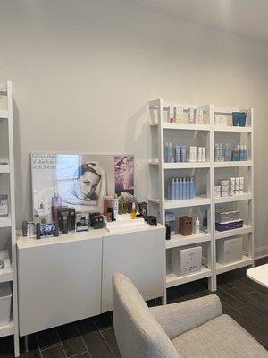 Consultation room featuring Sothy's products