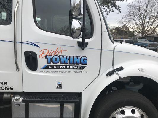 Dick's Towing & Auto Repair