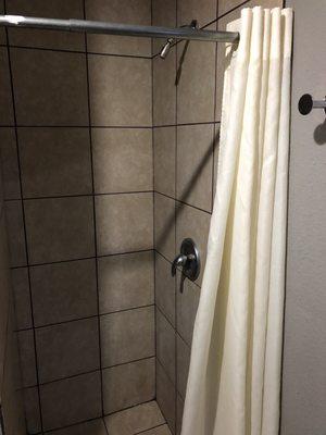 Gross shower, no water pressure, just terrible