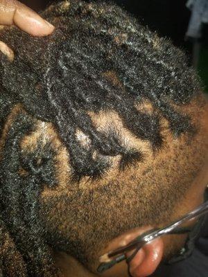 Loc Retwist using the interlocking method.