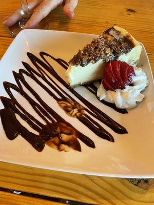 Snickers cheesecake