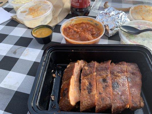 Ribs, mustard sauce, brisket chili and warm cornbread