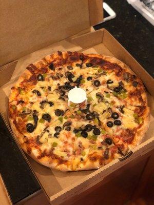 12" Mushroom, Green Pepper, Pineapple, Black Olive