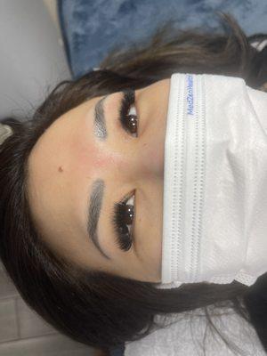 Laminate  & tint eyebrow