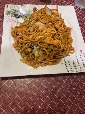 Chicken Lo Mein