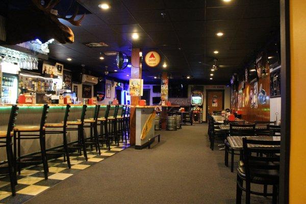 Sports Bar and restaurant. Family friendly.