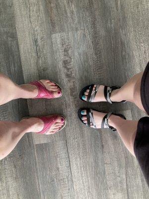 Mother daughter pedi time