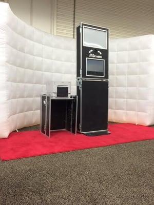 PB-9.5 Slim designed booth.