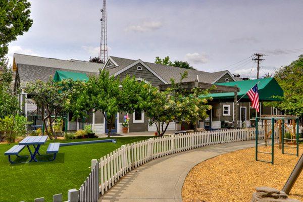 Sacramento Montessori School has a clean, manicured outdoor play area for children.