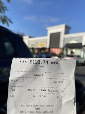 Receipt and cashier's name