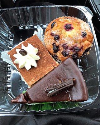 Tiramisu, Oreo cheesecake, blueberry muffin