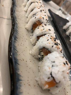 Salmon roll