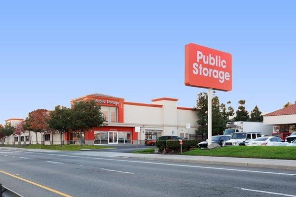 Public Storage