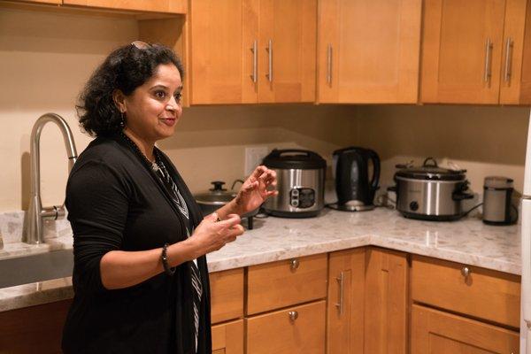 Gayathri Shanbhag, MS-Nutrition, explaining the benefits of certain culinary spices.