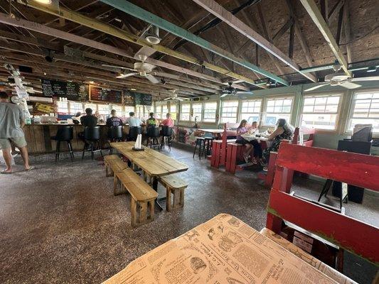 Restaurant and bar area