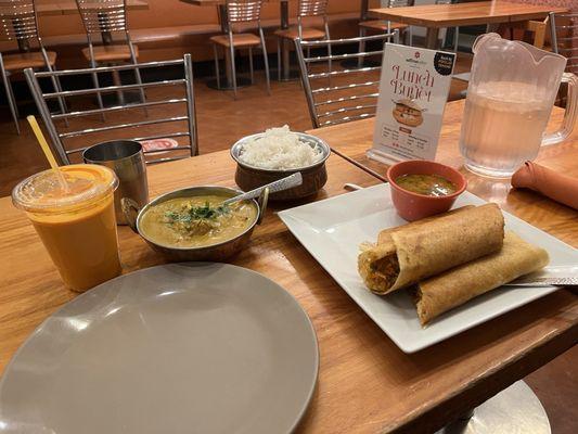 I ordered the Mango Lassi, Chicken tikka Dosa, Coconut Korma w/Paneer (medium) this was incredible.