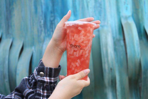 Strawberry Tea with Lychee Jelly